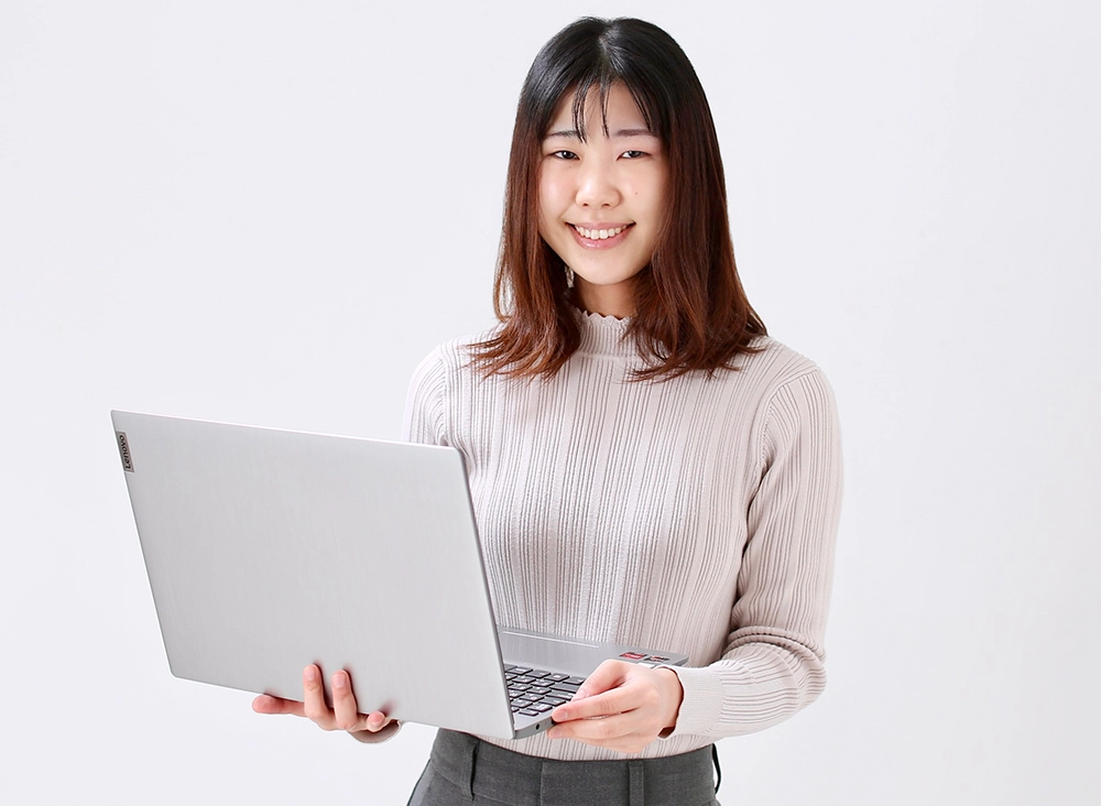 管理栄養士　志田有里紗